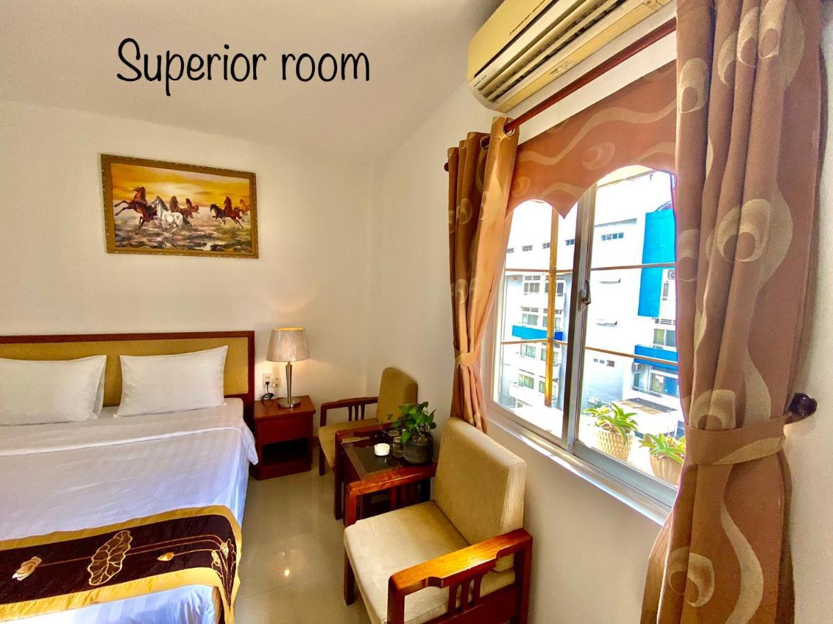 Hotel Reddoorz Ruby Star Truong Dinh 2*
