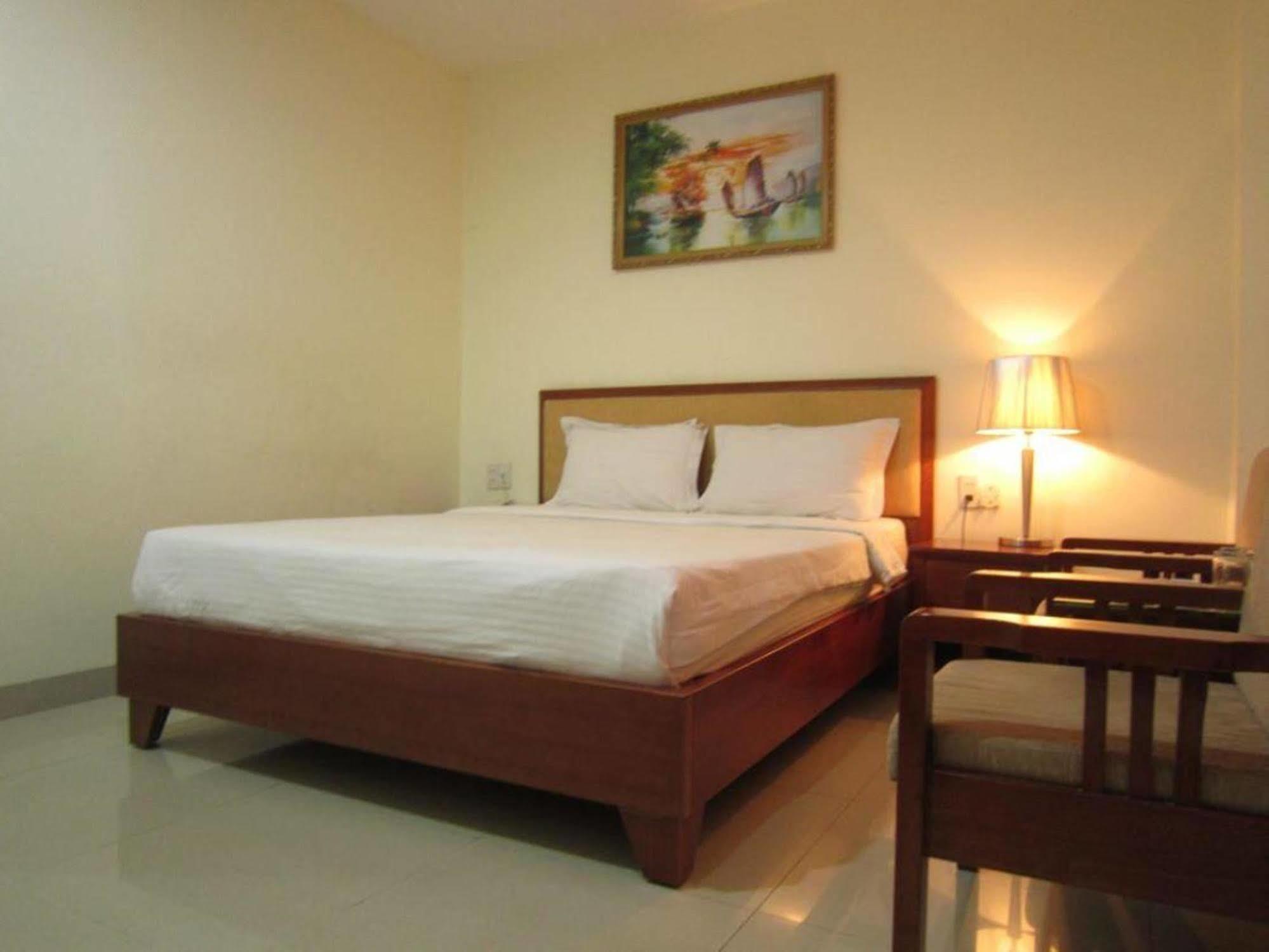 Reddoorz Ruby Star Truong Dinh 2* Ho Chi Minh City
